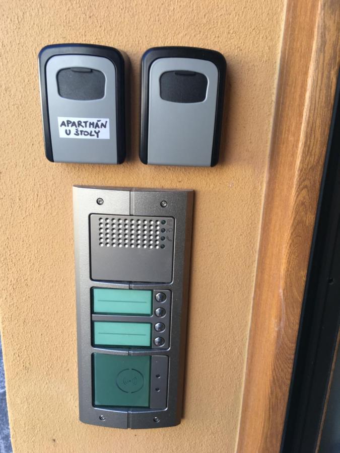 Apartman U Stoly ヤーヒモフ エクステリア 写真